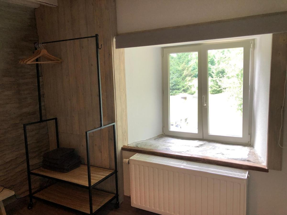 הופליזה B&B Le Nid D'Hirondelle מראה חיצוני תמונה