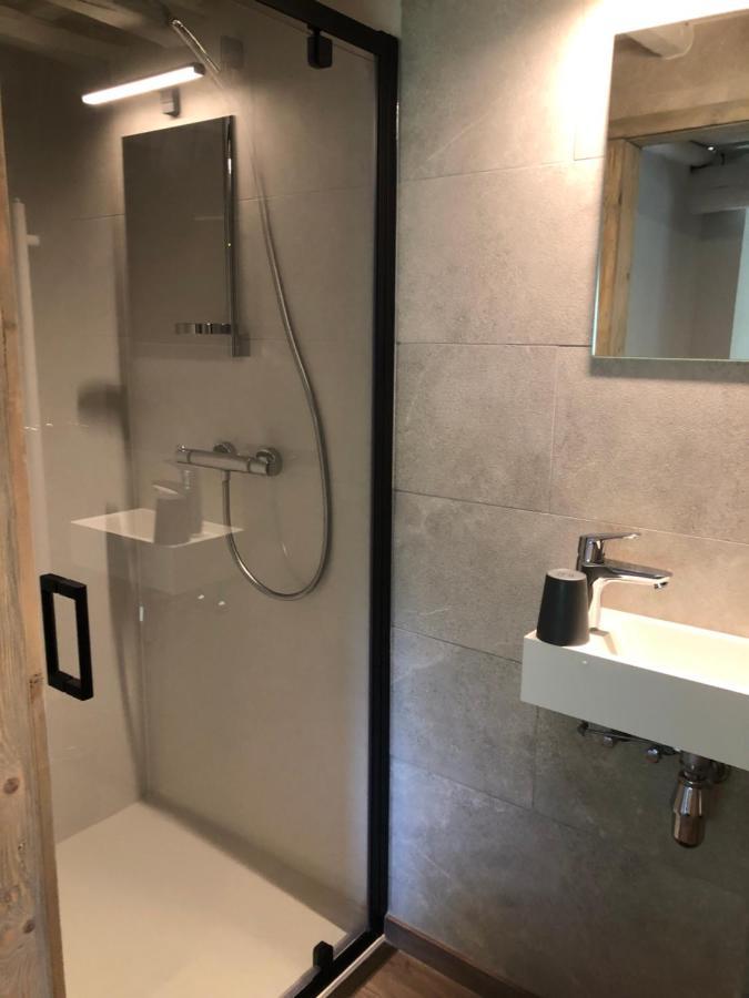 הופליזה B&B Le Nid D'Hirondelle מראה חיצוני תמונה
