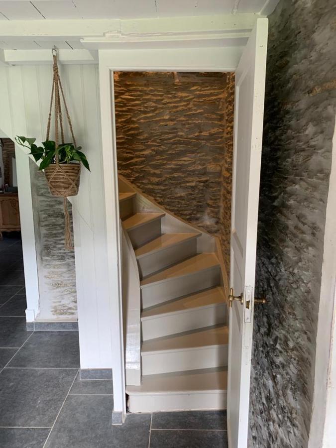הופליזה B&B Le Nid D'Hirondelle מראה חיצוני תמונה