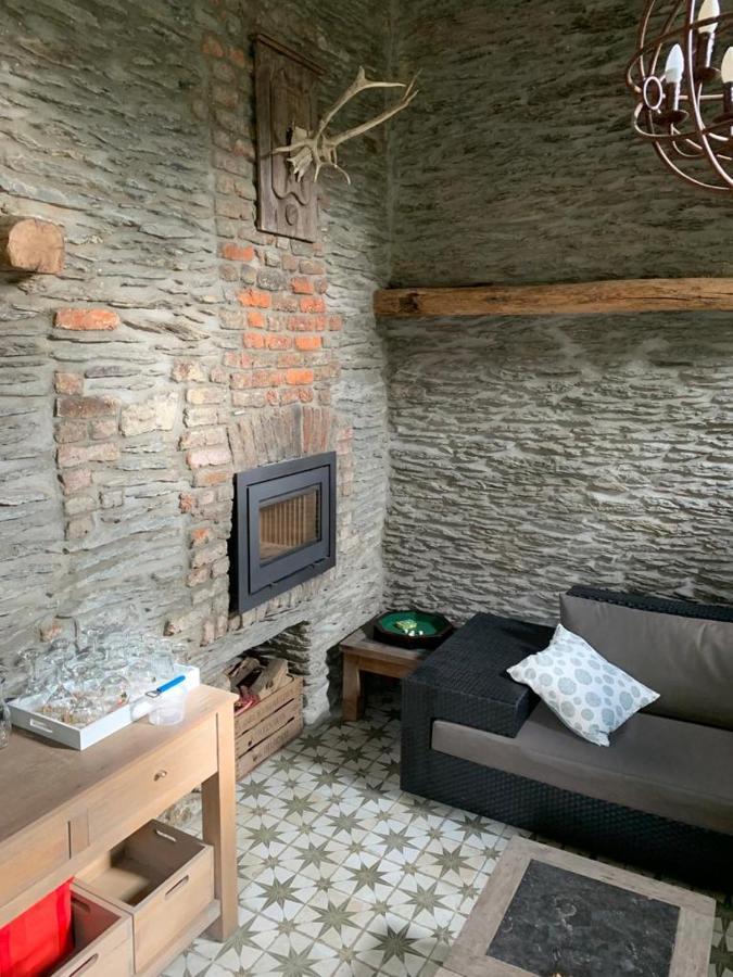 הופליזה B&B Le Nid D'Hirondelle מראה חיצוני תמונה