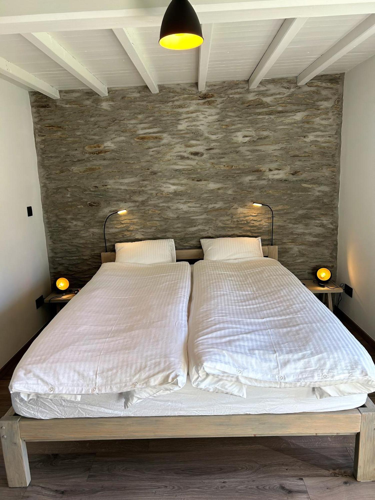 הופליזה B&B Le Nid D'Hirondelle מראה חיצוני תמונה
